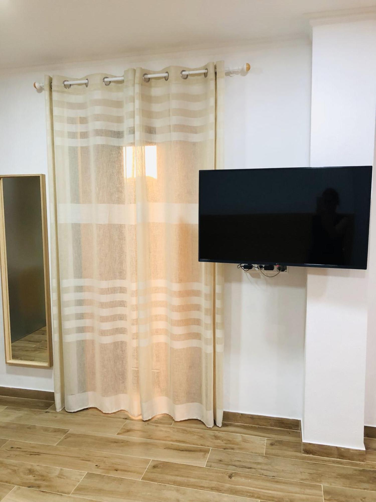 Amu- Apartamentos Misterios Da Urzelina エクステリア 写真