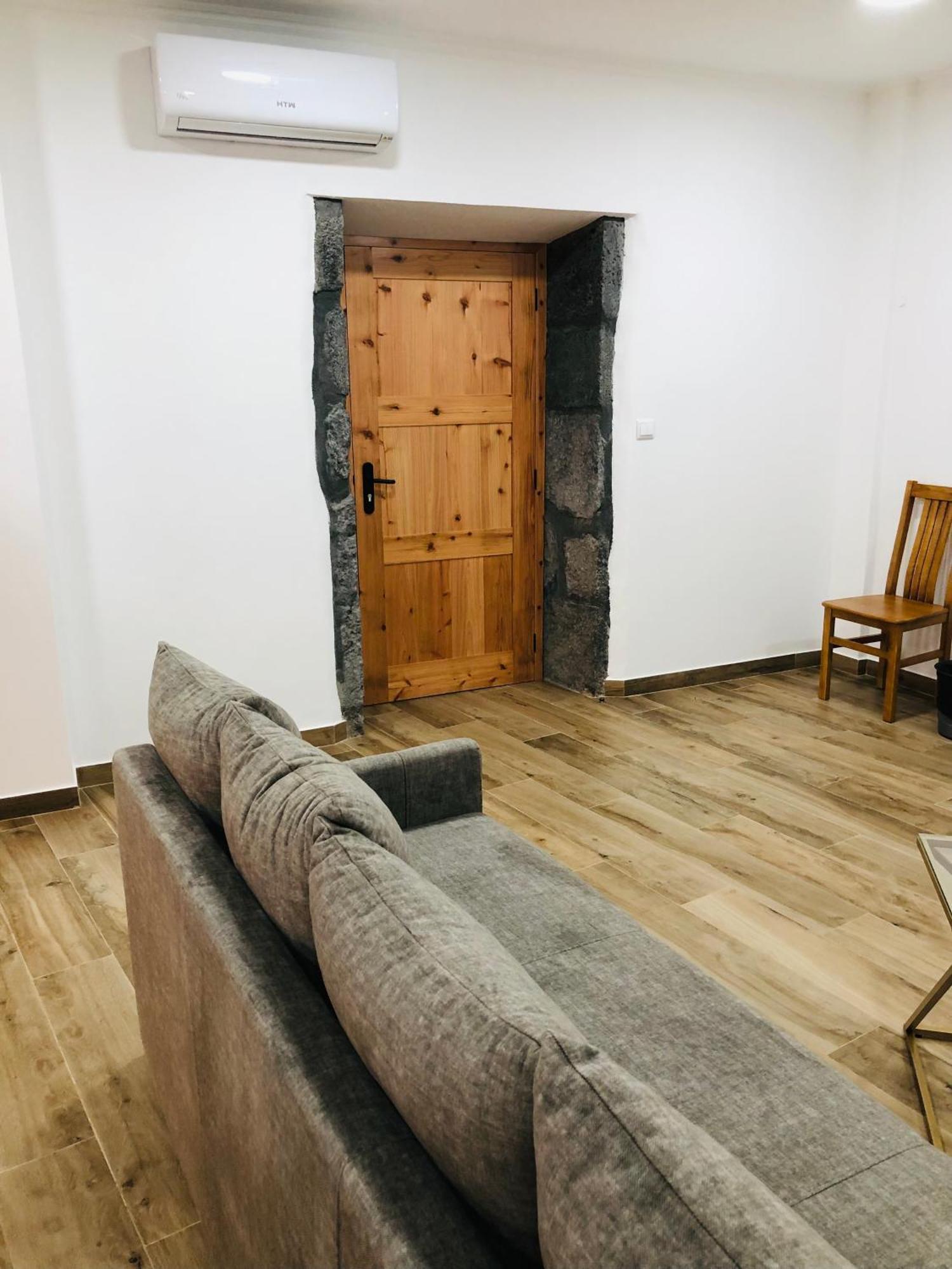Amu- Apartamentos Misterios Da Urzelina エクステリア 写真